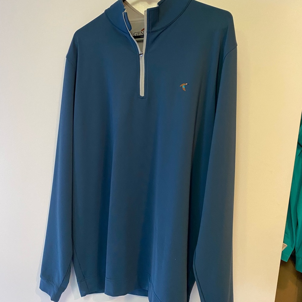 M’s Genteal Apparel Pullover